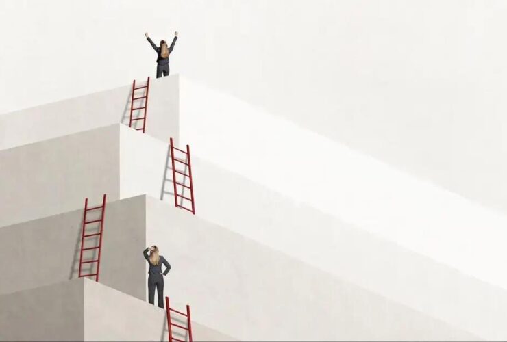 5 Lições Cruciais para Fundadores Sobre Reinvenção de Startups