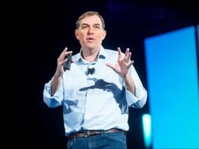 CEO da AWS alerta: não substitua trabalhadores por IA