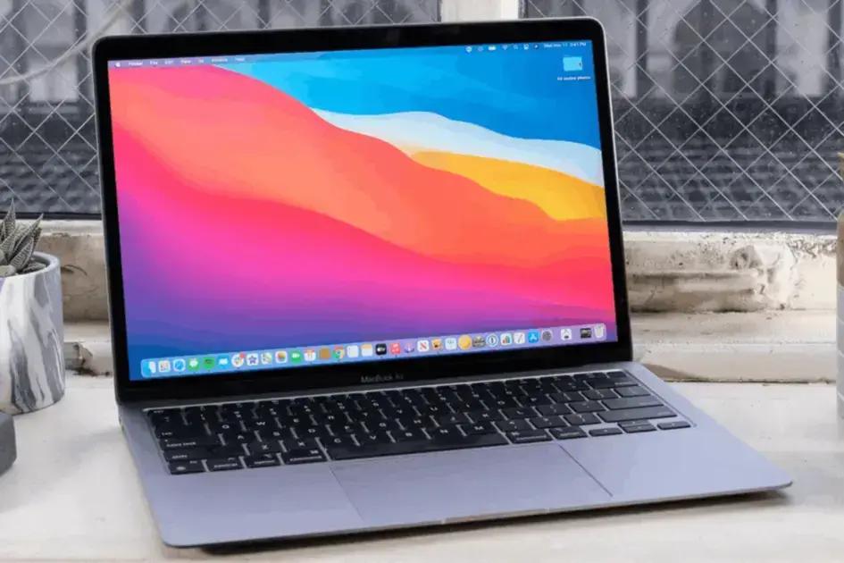 Aproveite a Potência do MacBook Air M1 com 73% de Desconto