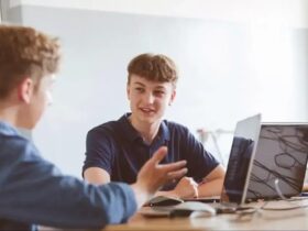 Como a Inteligência Artificial Está Transformando Estudantes em Empreendedores