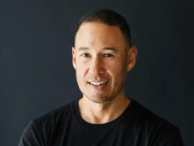 Como Jared Pobre Transformou um Problema de Pele em um Império de Skincare Masculino