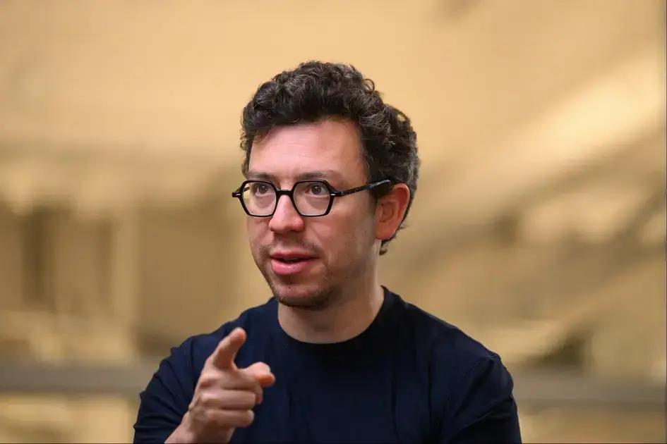 Dicas do CEO da Duolingo para Novos Funcionários: Como Ter Sucesso