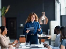 Como Construir um Negócio Bilionário com uma Equipe Enxuta